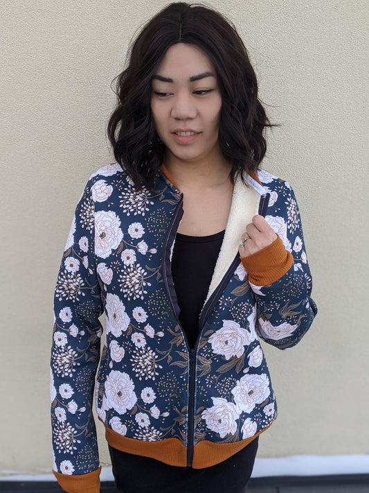 Tseax Sherpa Knit - Midnight Peony